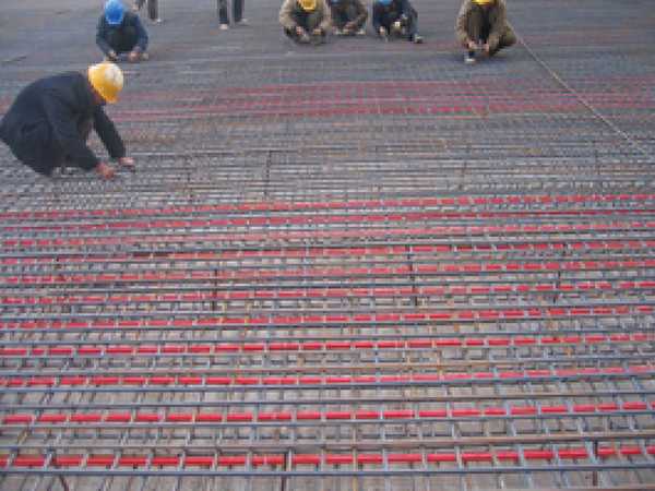 沈陽裕景中心_地?zé)峁こ添椖空故?>
                                </div>
                            </div>
                            <div   id=